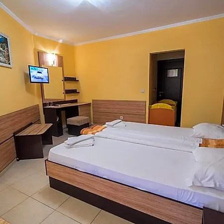 Hotell Luxor 3*