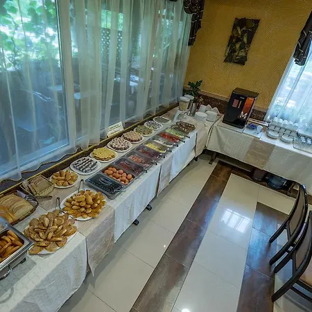 Luxor Лозенец